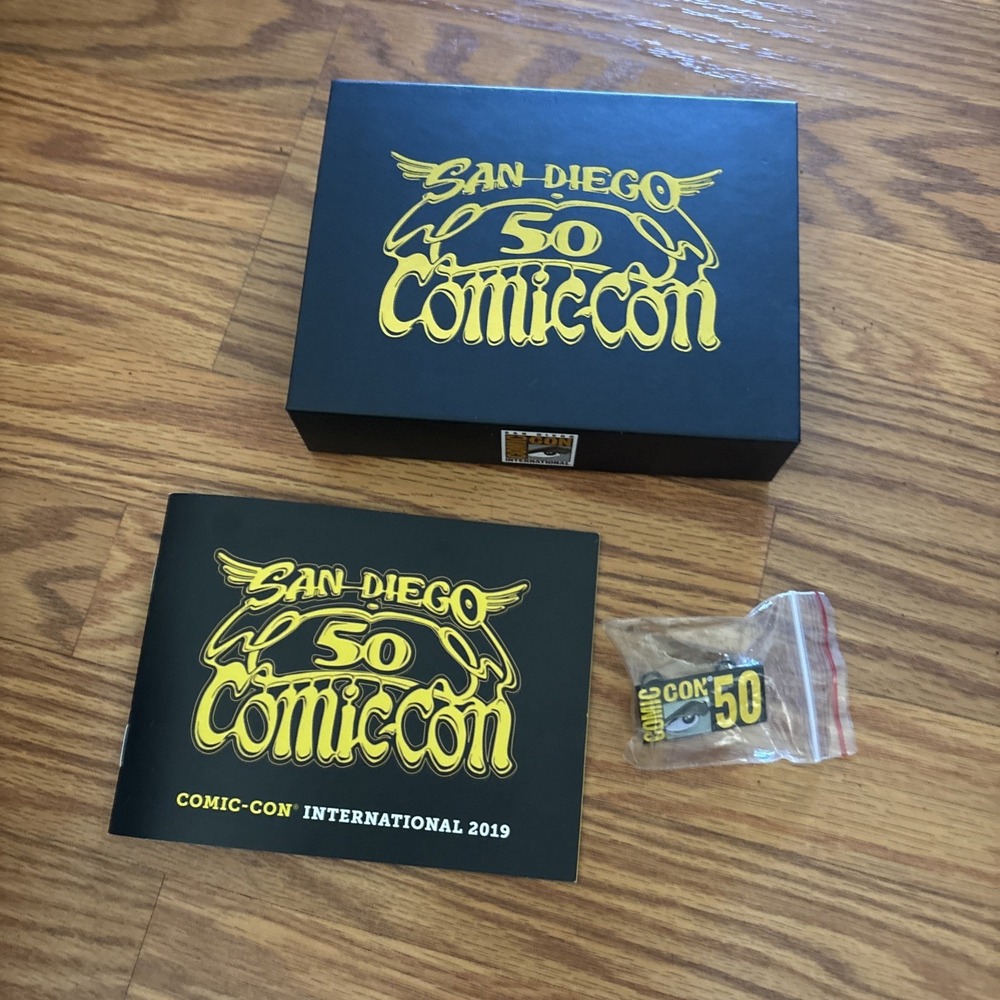 San Diego Comic Con 50th Anniversary Box + Modern Logo Pin SDCC 2019
